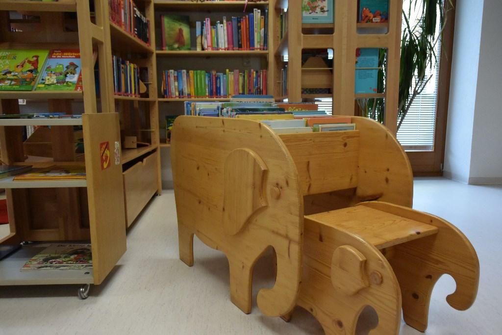 Bibliothek Finkenberg
